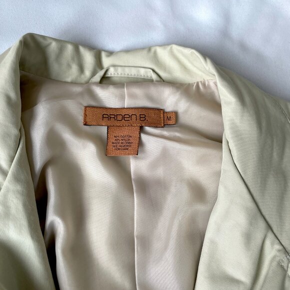 Arden B. Women Beige Belted Buttoned Trench Coat Jacket, Size Medium (Flaw) - Picture 3 of 15